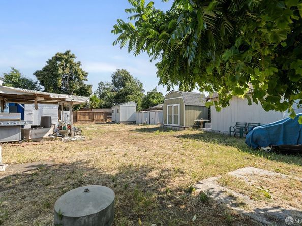2340 Cooley Avenue, East Palo Alto CA 94303