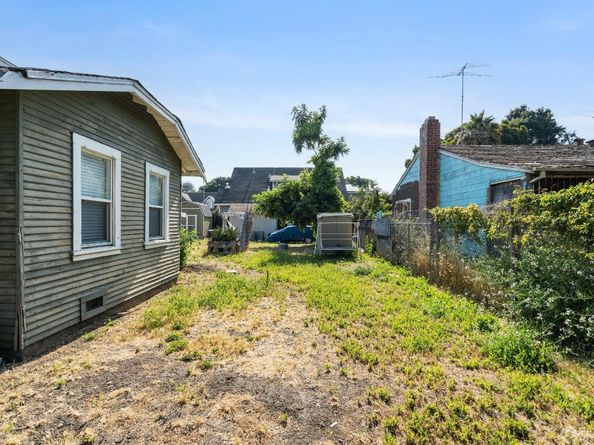 2340 Cooley Avenue, East Palo Alto CA 94303