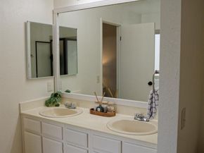 325 Newbury Street, Hercules CA 94547