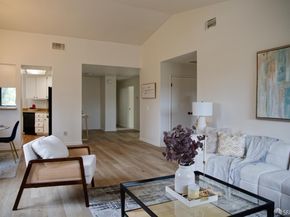 325 Newbury Street, Hercules CA 94547