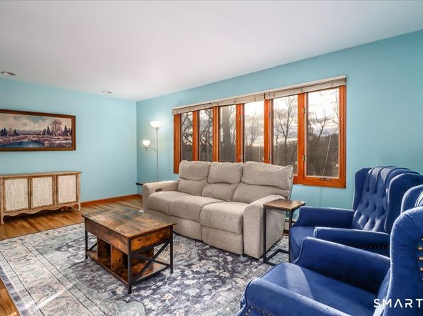 7 Mohawk Circle, Danbury CT 06811