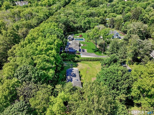 Undisclosed Address #24182240, Westport CT 06880