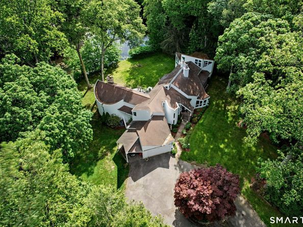 9 Morehouse Lane, Norwalk CT 06850