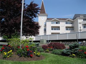 163 South Street 55, Danbury CT 06810