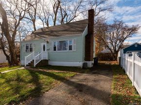 25 Myron Avenue, Bridgeport CT 06606