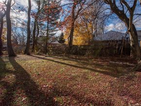 25 Myron Avenue, Bridgeport CT 06606