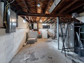 25 Myron Avenue, Bridgeport CT 06606