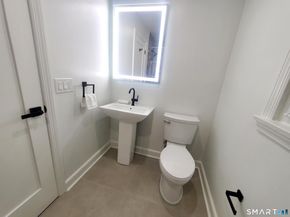 17 Woodlawn Avenue, Norwalk CT 06854