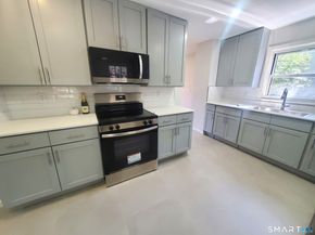 17 Woodlawn Avenue, Norwalk CT 06854