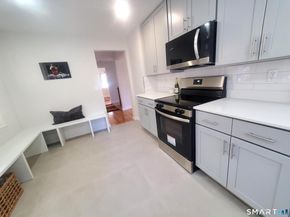 17 Woodlawn Avenue, Norwalk CT 06854