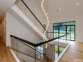 729 Smith Ridge Road, New Canaan CT 06840