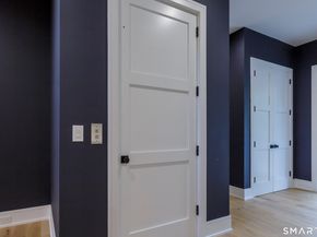 729 Smith Ridge Road, New Canaan CT 06840