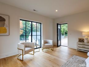 729 Smith Ridge Road, New Canaan CT 06840