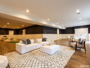 729 Smith Ridge Road, New Canaan CT 06840