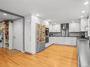 25 Summit Road, Greenwich CT 06878