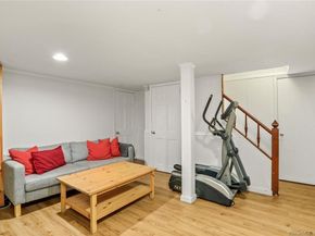 25 Summit Road, Greenwich CT 06878