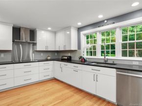 25 Summit Road, Greenwich CT 06878