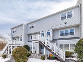 29 Van Buren Avenue APT I3, Norwalk CT 06850