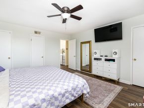 29 Van Buren Avenue APT I3, Norwalk CT 06850