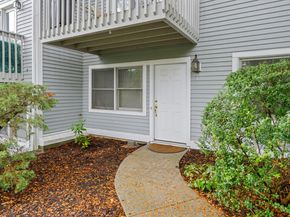 351 Pemberwick Road APT 111, Greenwich CT 06831