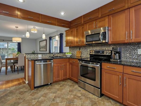 52 Randall Avenue APT 8, Stamford CT 06905