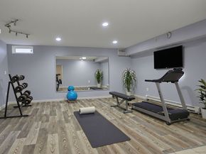 52 Randall Avenue APT 8, Stamford CT 06905