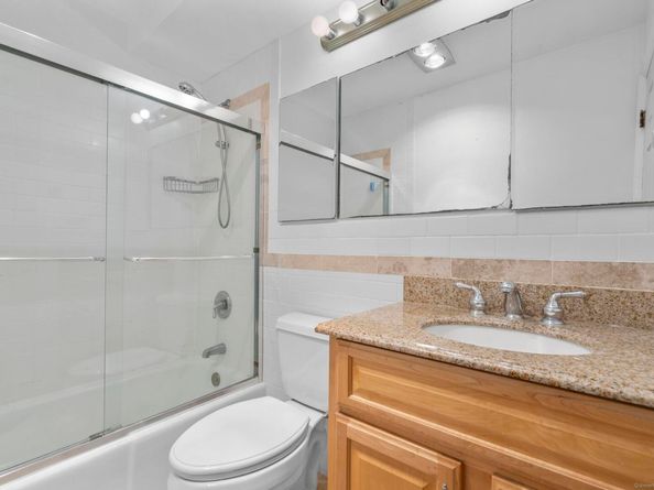 105 Harbor Drive 117, Stamford CT 06902