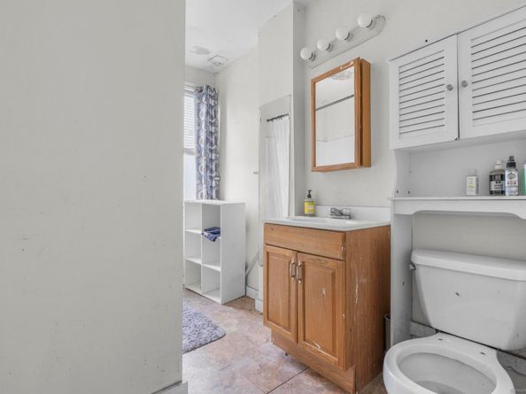 63 Grand Street, Danbury CT 06810