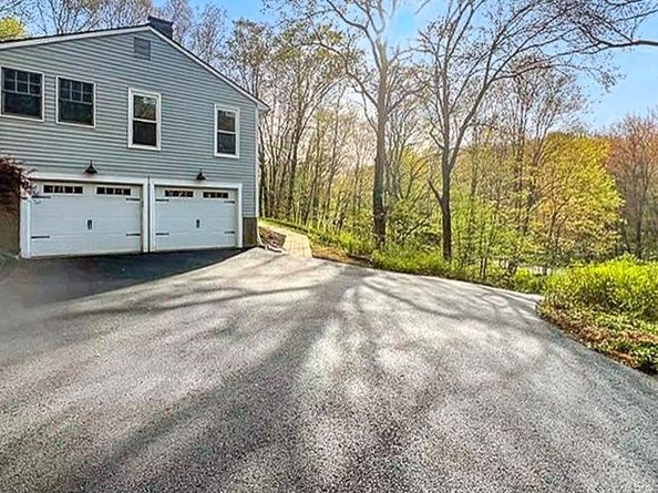 21 Field Rock Road, Monroe CT 06468