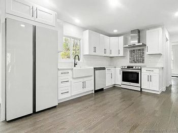 21 Field Rock Road