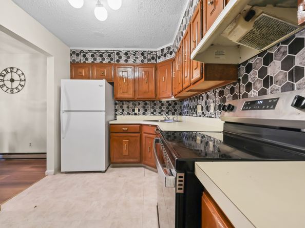 187 Flax Hill Road APT D5, Norwalk CT 06854