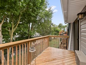 187 Flax Hill Road APT D5, Norwalk CT 06854