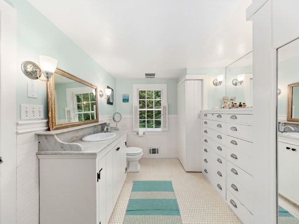 115 Maywood Road, Norwalk CT 06850