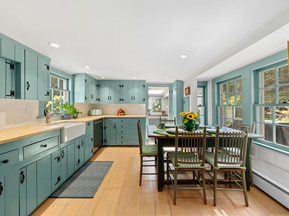 115 Maywood Road, Norwalk CT 06850