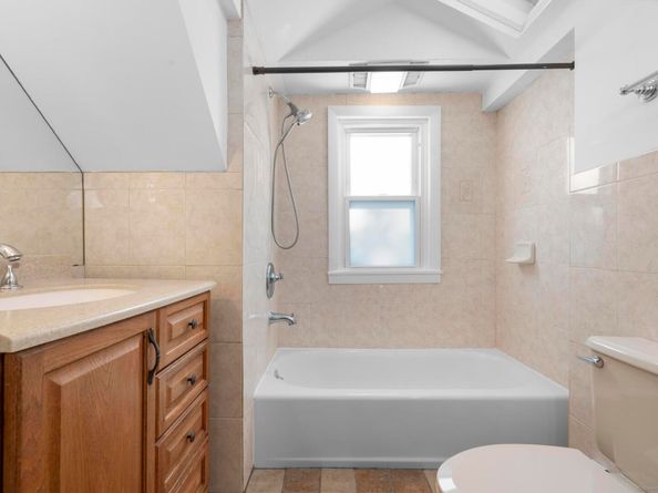 6326 Main Street, Trumbull CT 06611