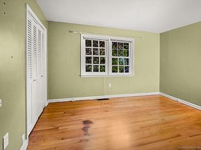 2180 Cross Highway, Fairfield CT 06824