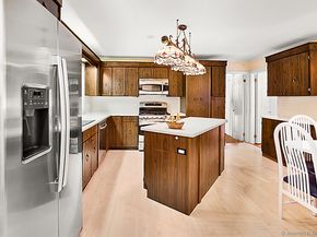 2180 Cross Highway, Fairfield CT 06824