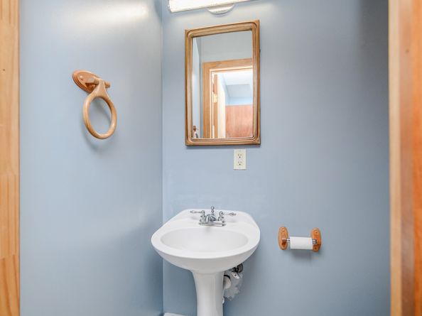 71 Cedar Drive, Danbury CT 06810