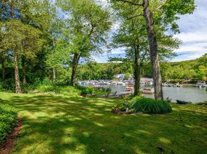 71 Cedar Drive, Danbury CT 06810