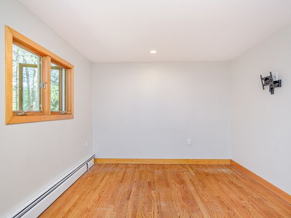 71 Cedar Drive, Danbury CT 06810