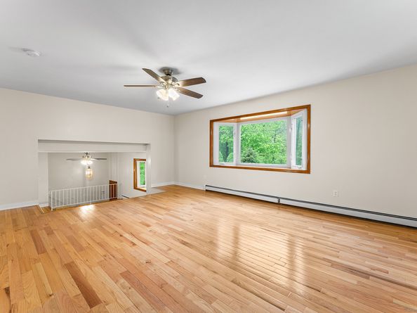 32 Chatfield Drive, Trumbull CT 06611