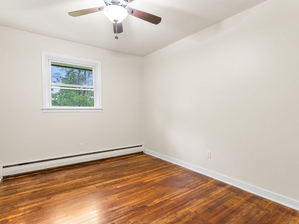 32 Chatfield Drive, Trumbull CT 06611