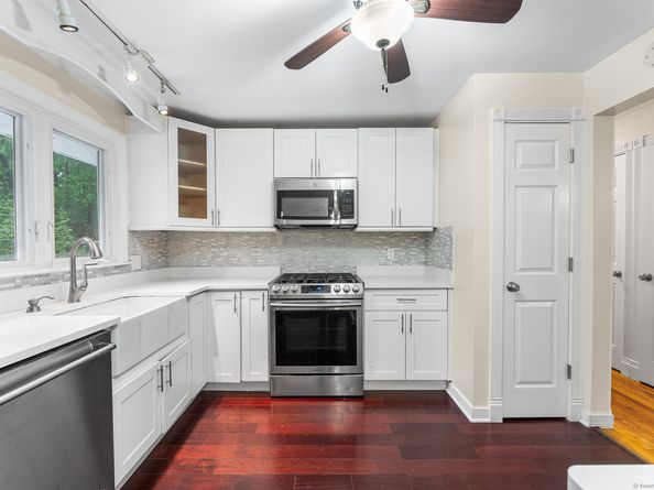 32 Chatfield Drive, Trumbull CT 06611