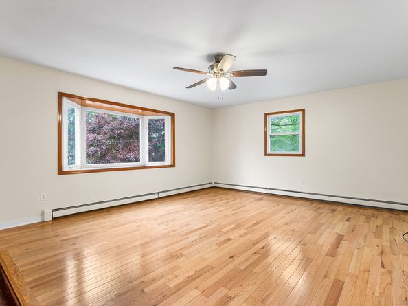 32 Chatfield Drive, Trumbull CT 06611