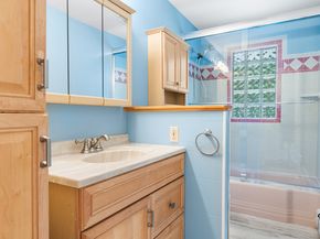 32 Chatfield Drive, Trumbull CT 06611