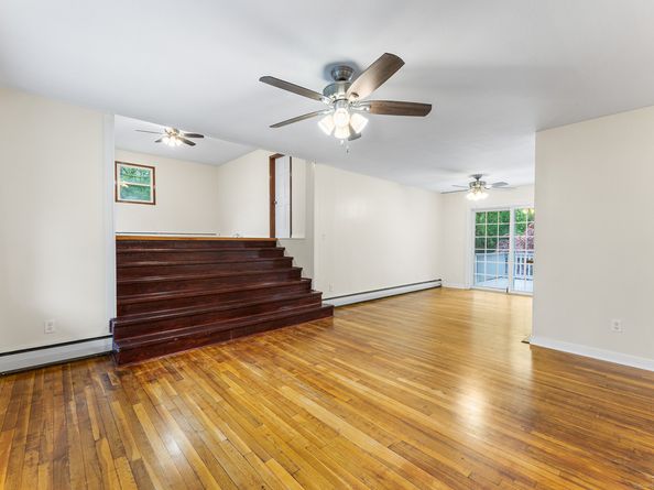 32 Chatfield Drive, Trumbull CT 06611