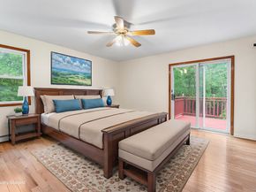 32 Chatfield Drive, Trumbull CT 06611