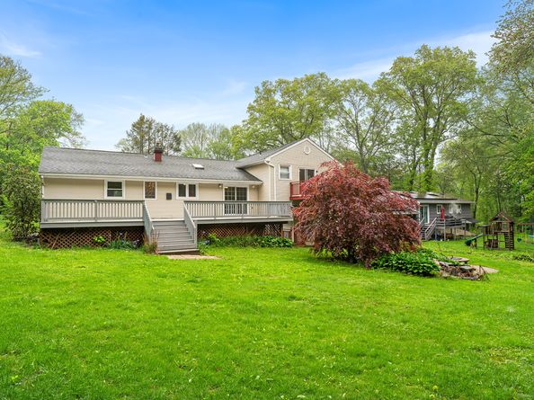 32 Chatfield Drive, Trumbull CT 06611