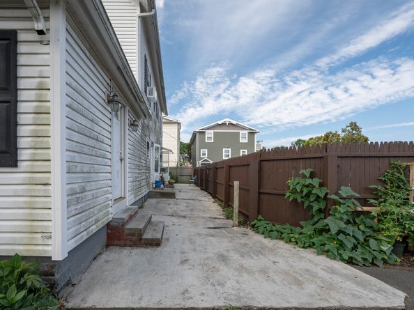 5-7-9 Patch Street, Danbury CT 06810