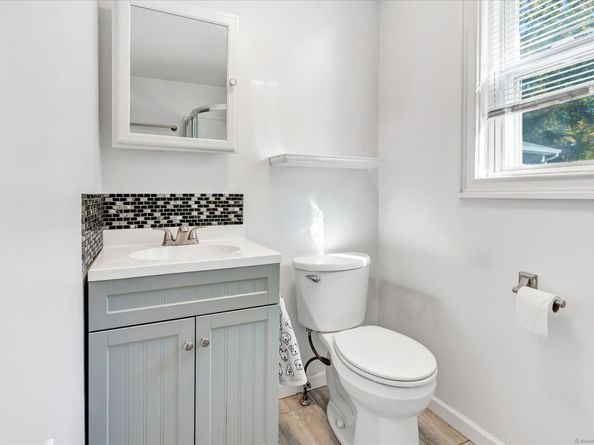 126 Blakeman Place, Stratford CT 06615